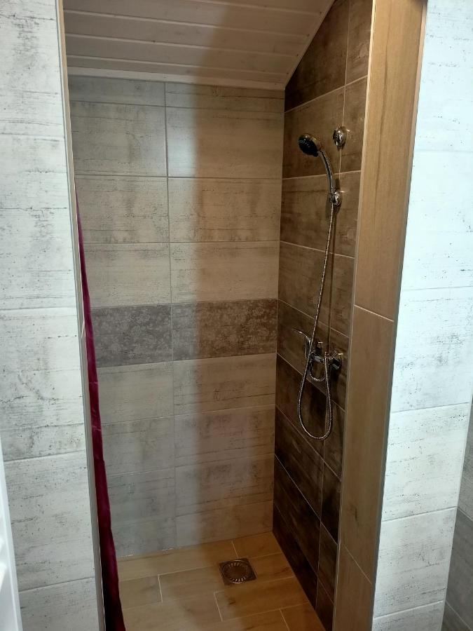Apartment Tomas Jendral Spissky Stvrtok ภายนอก รูปภาพ